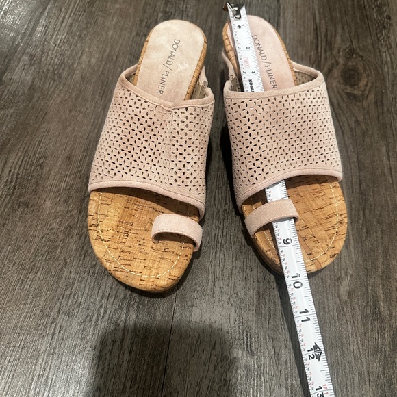 Donald Pliner Gyer Wedge Sandals Sz 7.5 Nude Blush Raffia Cork Platform - Picture 8 of 11